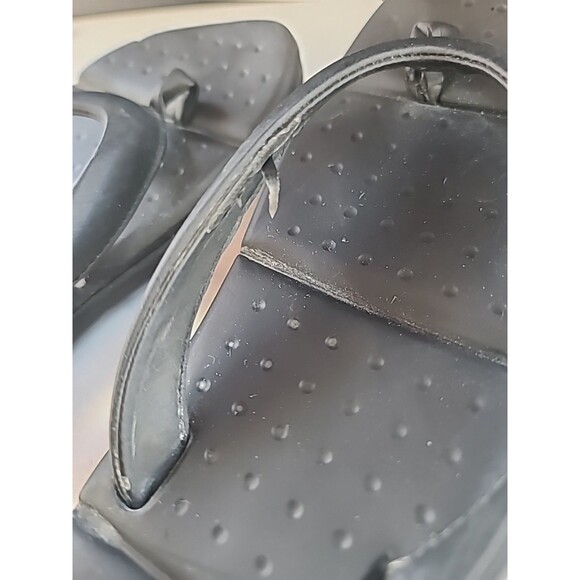 Crocs Black Flip Flops Women's Size 10 - Picture 8 of 10